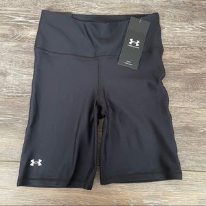 NWT Under Armor Compression High Rise Black Bike Shorts